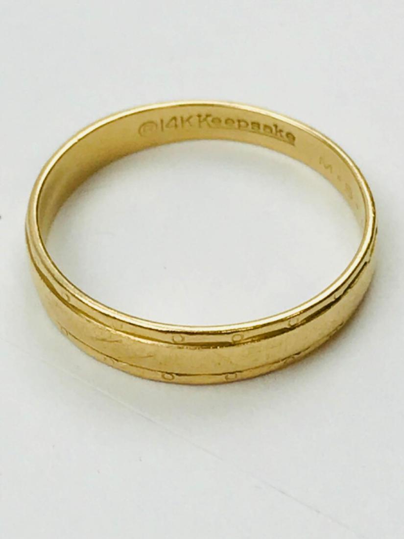 Vintage 14k Gold Wedding Band Ring: One vintage gold ring.Â Signed 14k Keepsake M.S. to L.S. 12-22-84.Â it is a size 11 and weighs 2.94 grams.