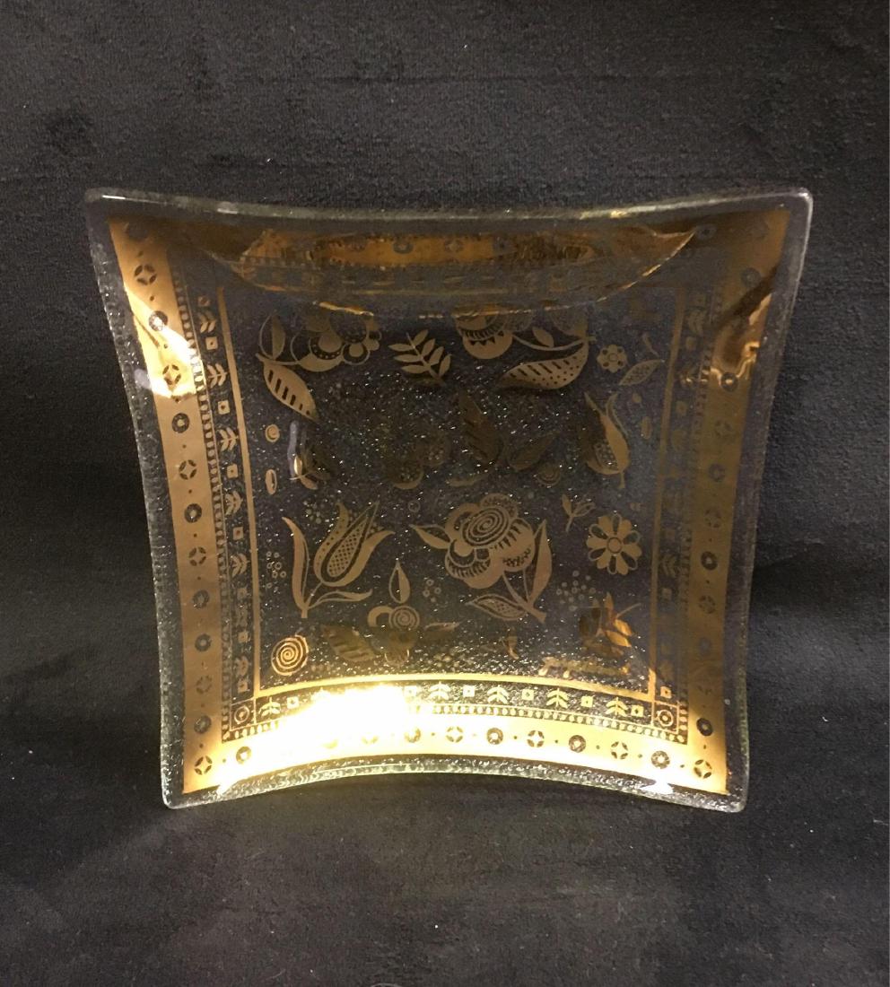 Vintage Georges Briard Gold Floral Condiment Tray: Vintage Georges Briard Gold Floral Condiment Tray; for your Mid Century Modern party. This dish is in very good condition showing some very light scuffing from use. It measures 5 3/4" x 5 3/4" x 1".