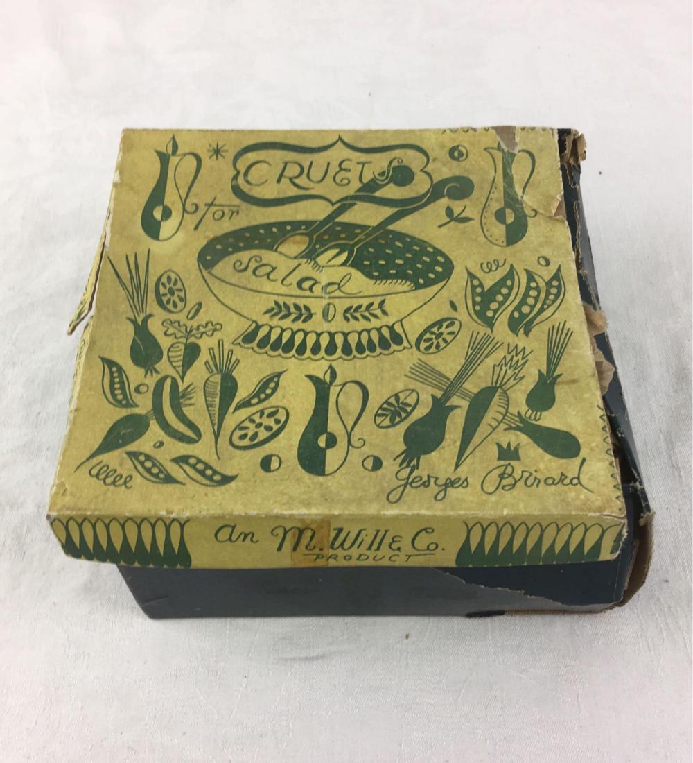 Mid Century Georges Briard Cruets Set 1950's: Mid Century Georges Briard cruets set from the 1950's or 60's. In wonderful condition with original box. Each piece is 5" H.