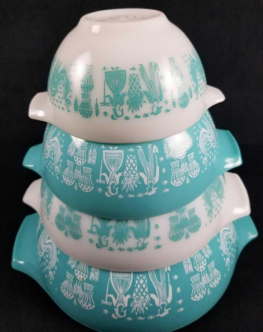 Set of 4 Vintage PYREX Amish Design (1 of 10)