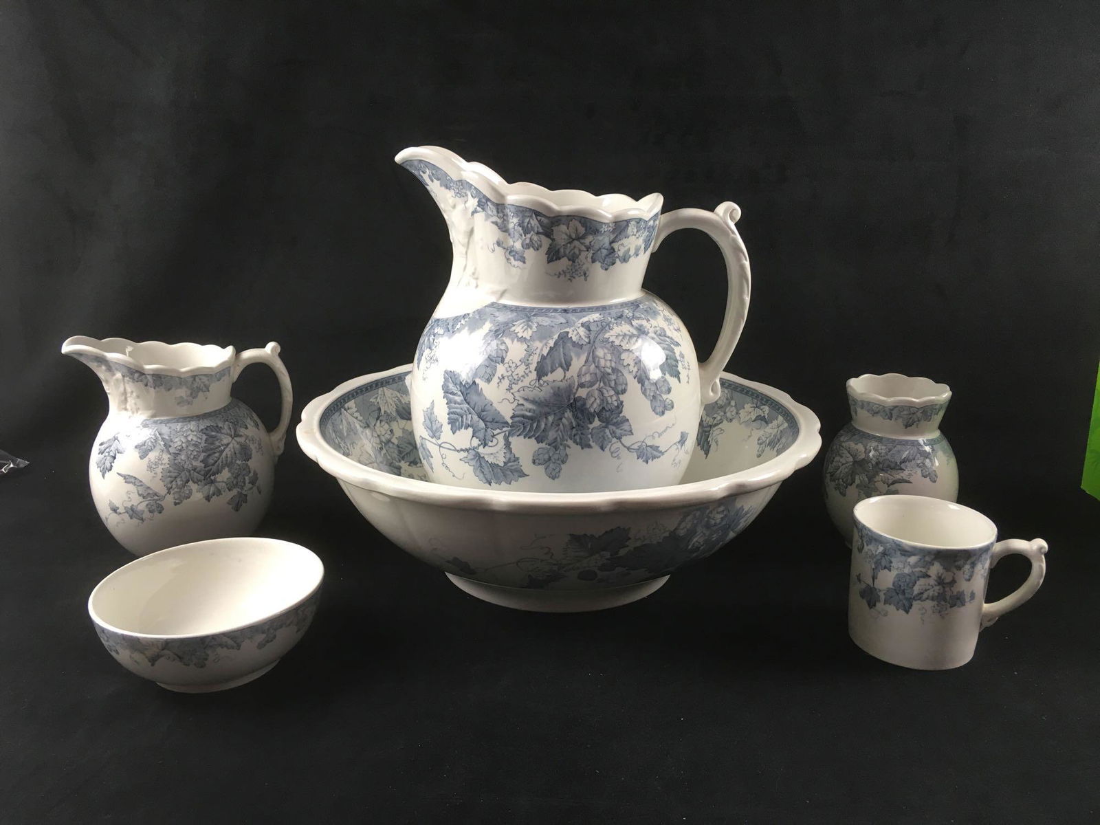 6 Pieces Vintage English Semi Porcelain by Johnson Bros (1 of 8)