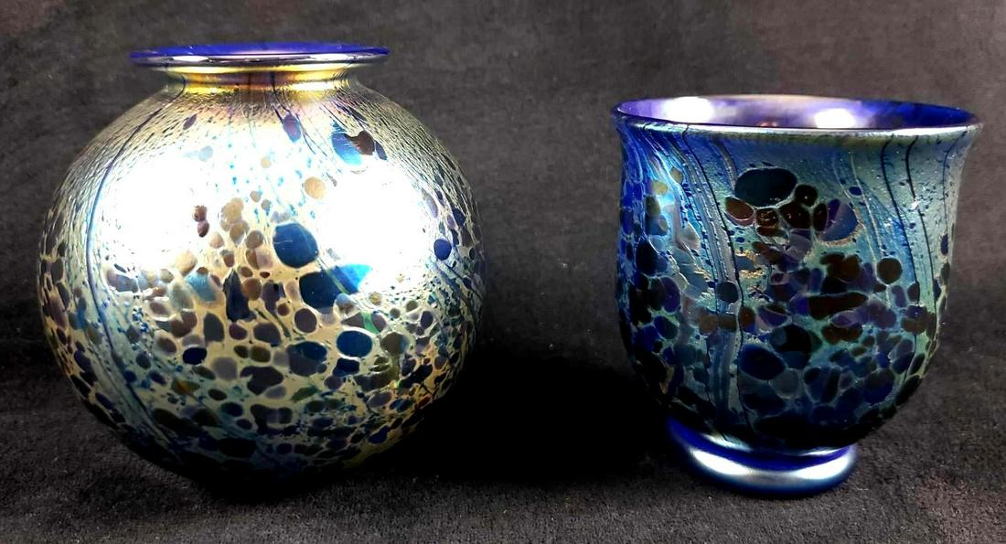 Royal Brierley Style English Iridescent Dappled Art: Royal Brierley Style English Iridescent Dappled Art Glass Mini Vases. This set of vases is in great used condition. There are no known chips, cracks or other imperfections in the glass. The items incl