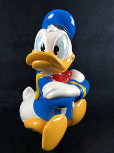 Rare Vintage Donald Duck 90's Cookie Jar Walt Disney: Rare Vintage Donald Duck 90's Cookie Jar Walt Disney This Donald Duck cookie jar is in a most excellent condition. It is a very collectible jar.Â He's a beautiful piece to add to your collection or