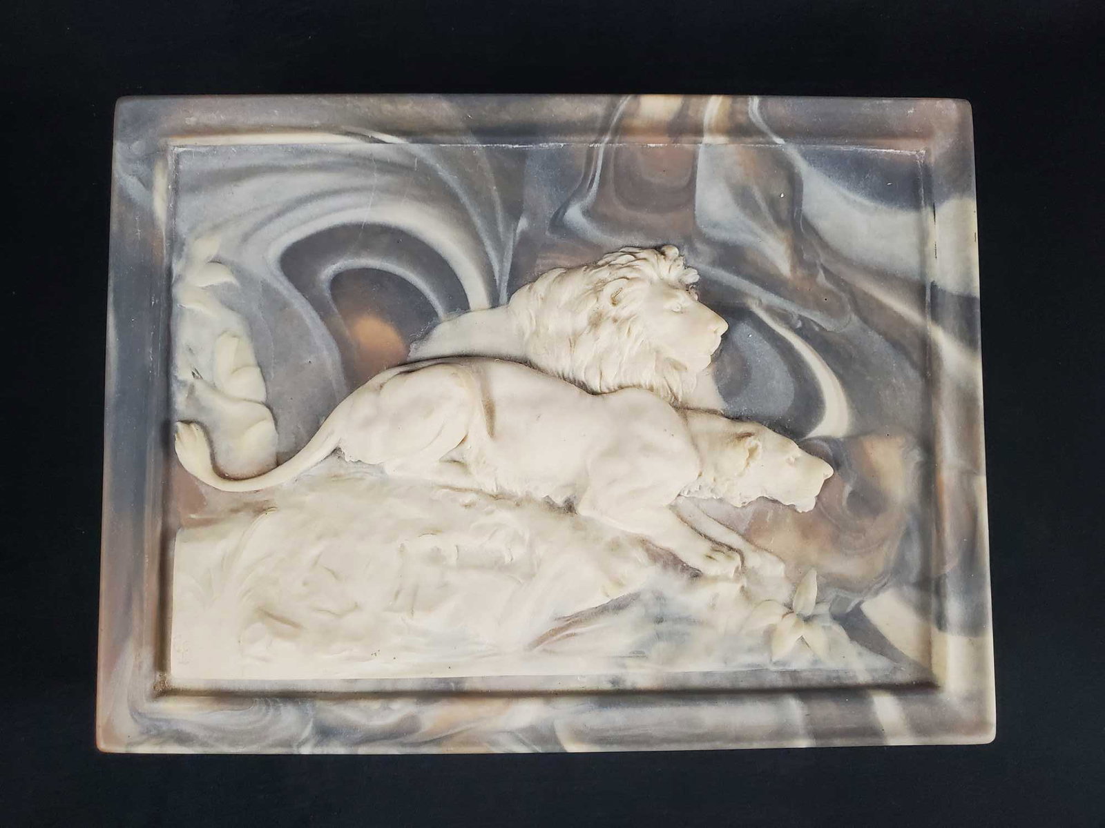 Dante Incolay and Walnut Jewelry Box with Lions: This jewely storage box by Dante is made from American walnut and incolay stone. It features 3 section compartments with yellow lining.The age of the jewelry box is unknown. In very good condition wit