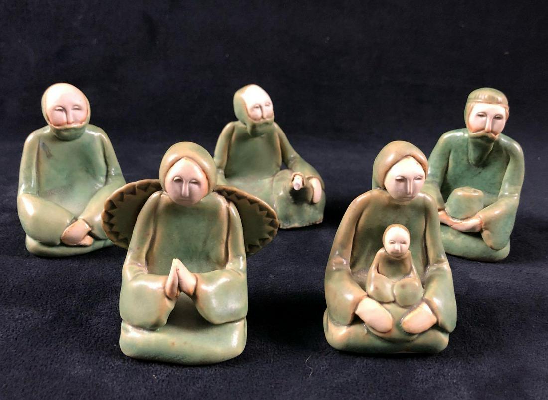 Miniature Ceramic Mudmen Asian Family Figurines: Miniature Ceramic Mudmen Asian Family Figurines Handcraft MSB Bonsai Ornamental Plant Scene Diorama A lot of 5 lot mudmen, women and children are made of ceramic. This is the perfect accessory for you