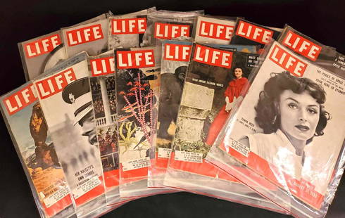 14 Vintage LIFE Magazines Year 1953: This lot of 14 Vintage Life Magazines year 1953 are in very good vintage condition. There may be some slight tares along the edges and spine along with expected discoloration/foxing of the pages