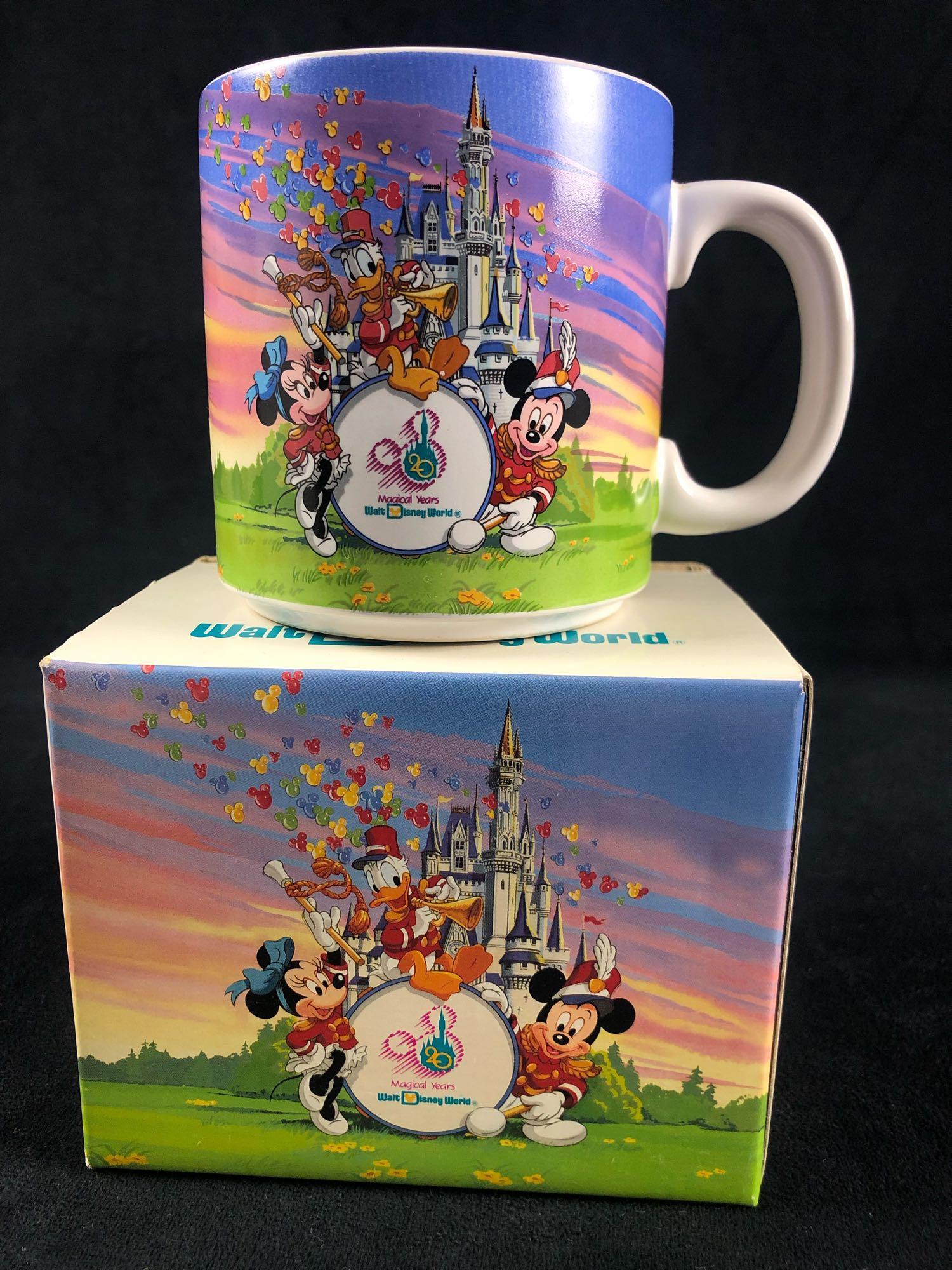 Vintage Walt Disney World 20 Magical Years Mickey Mouse (1 of 11)