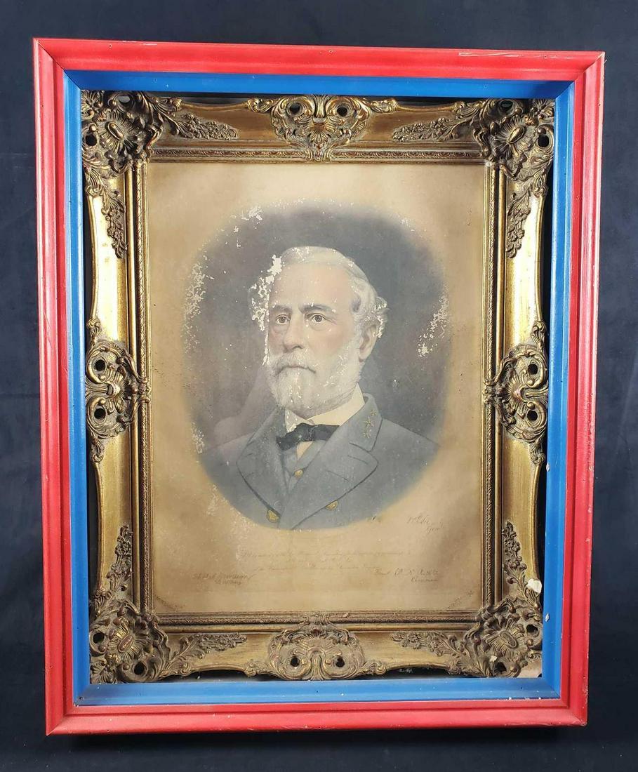 Framed Engraved Portrait of Robert E Lee: Framed Engraved Portrait of Robert E Lee. This framed portrait is in fair used condition. There is quite a bit of dust/residue covering the frame and glass so it will need to be cleaned. The frame sho