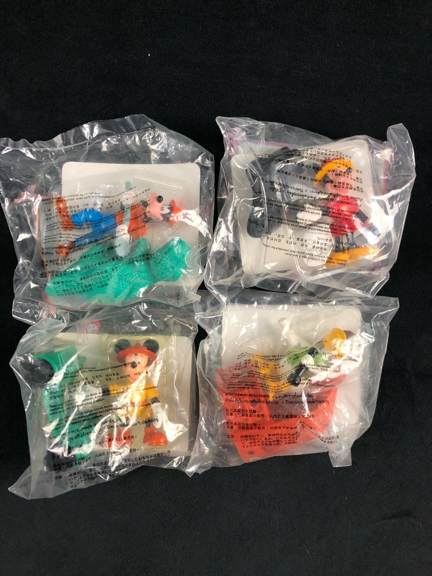 Disney Animal Kingdom Mickey Goofy Donald Minnie Walt (1 of 9)