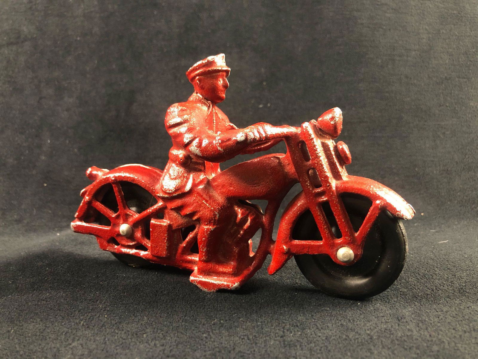 Vintage Hubley Cast Iron Patrol Motorcycle 1930 (1 of 10)