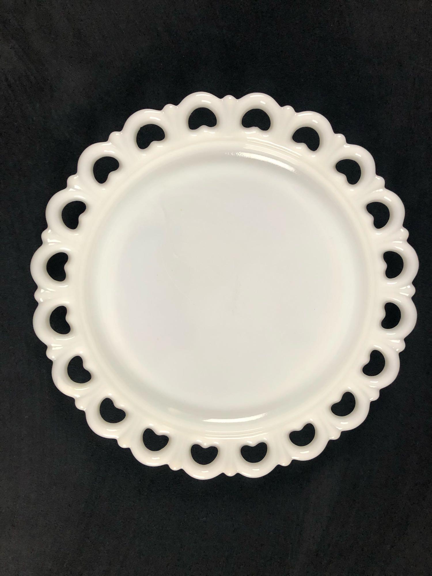 1960 Vintage Milk Glass Cake Serving Platter (1 of 11)
