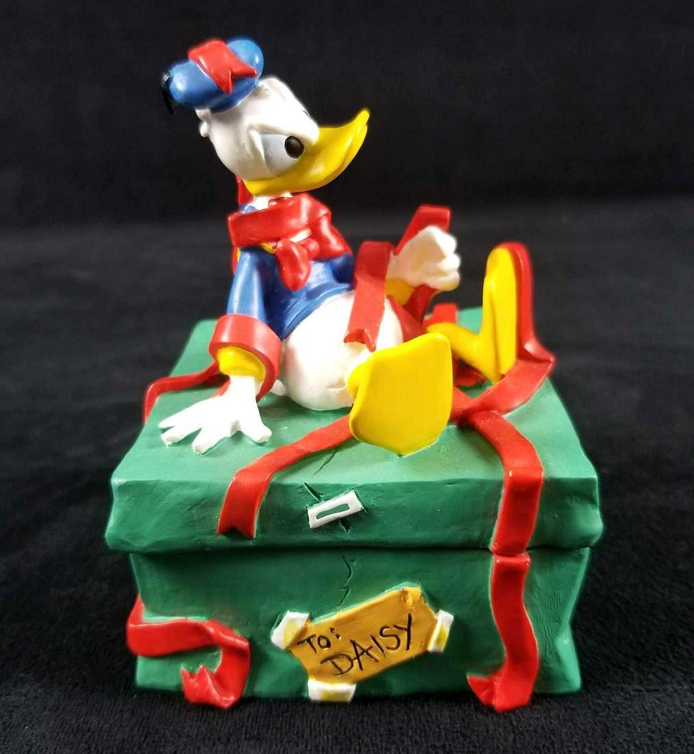 Walt Disney Donald Duck Christmas Present Trinket Box (1 of 6)