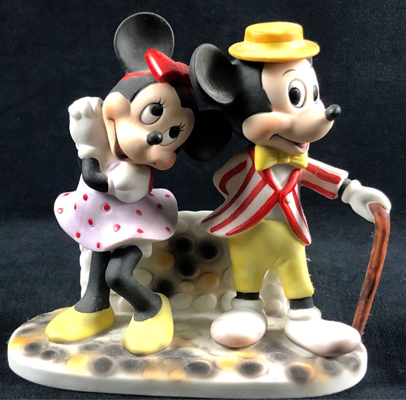 Vintage Mickey Mouse and Minnie Dancing Porcelain (1 of 10)