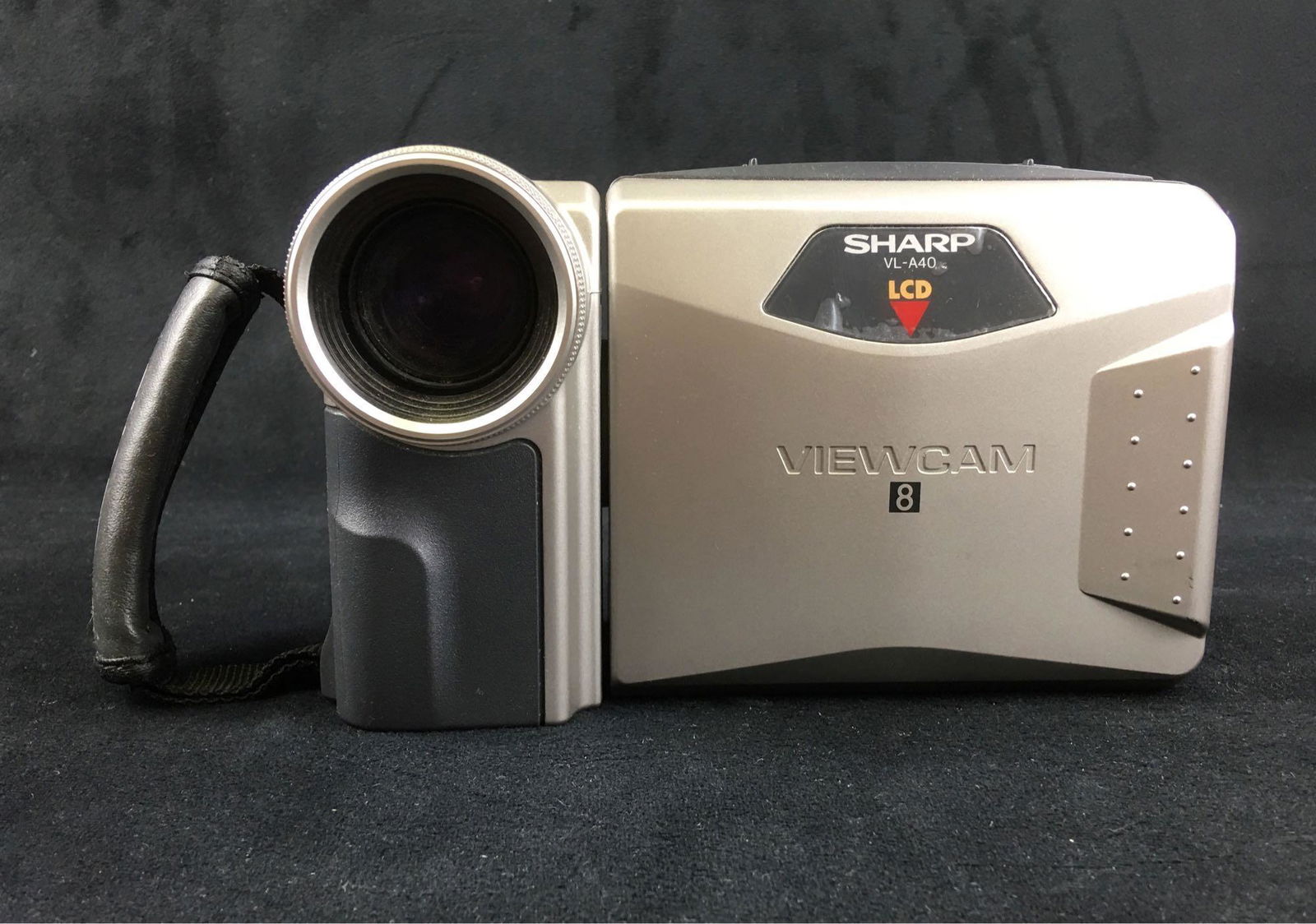 Vintage 8mm Video Camera Sharp VLA40 LCD (1 of 6)