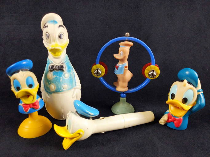 Vintage Disney Donald Duck Plastic Nostalgia Toys Lot