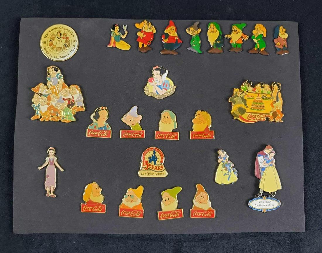Disney Pin Collection Snow White Seven Dwarfs (1 of 11)