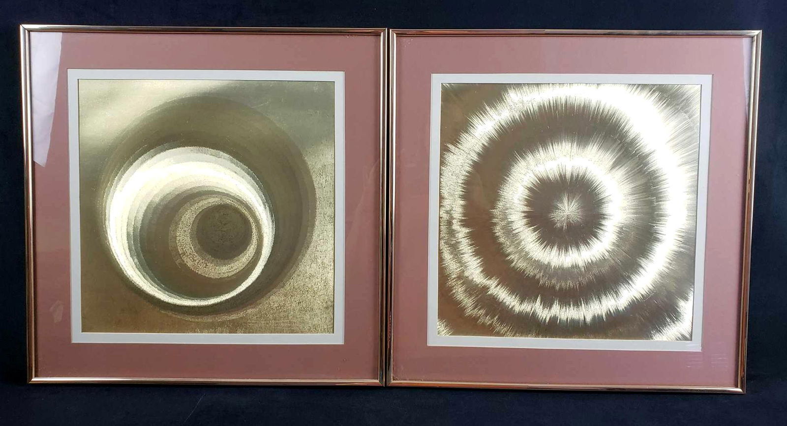 2 Framed Manifestations Time Tunnel Optical Illusion: 2 Framed Manifestations Time Tunnel Optical Illusion Art Pieces. These two optical illusion art pieces are in great used condition. The only known issue is that there is some residue/dust on the frame