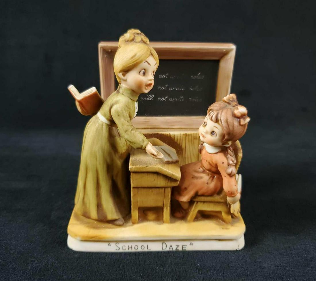 Vintage Hummel Like Figure School Daze (1 of 10)