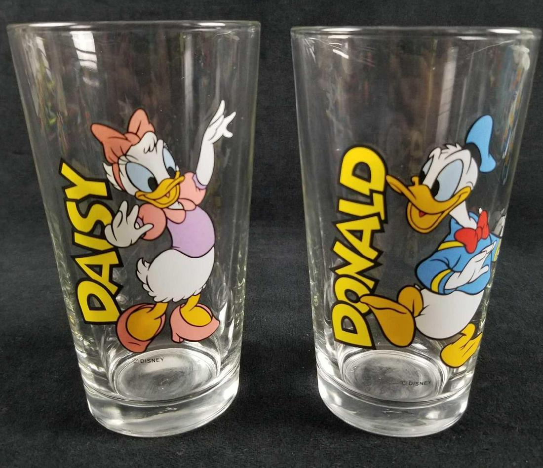 Libbey Glass Disney Donald And Daisy Pint Glasses (1 of 7)