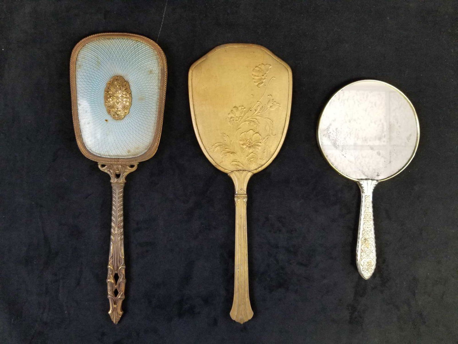 3 Vintage Handheld Mirrors (1 of 10)