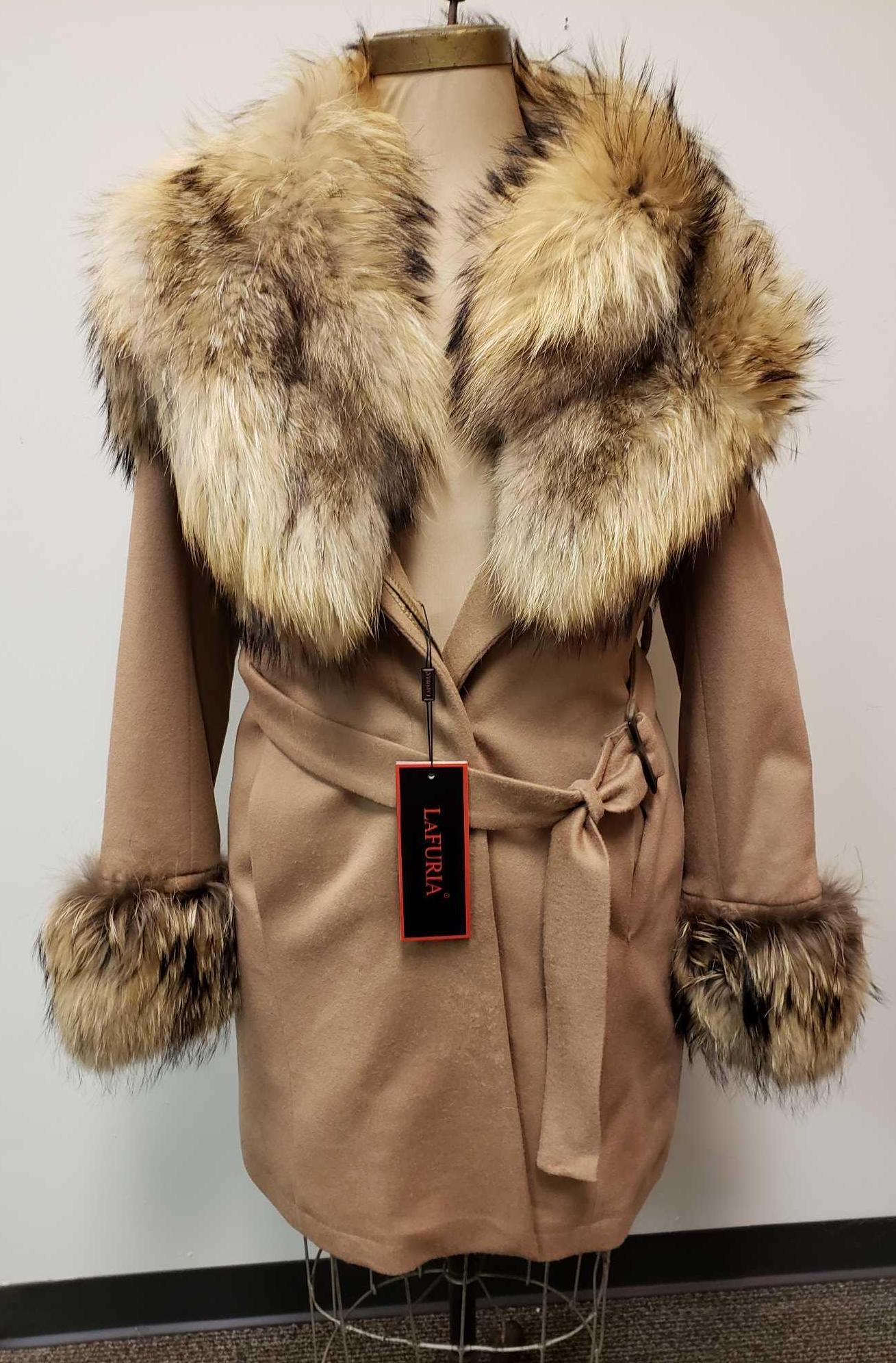 La Furia Fox Wool and Rabbit Fur Coat (1 of 9)