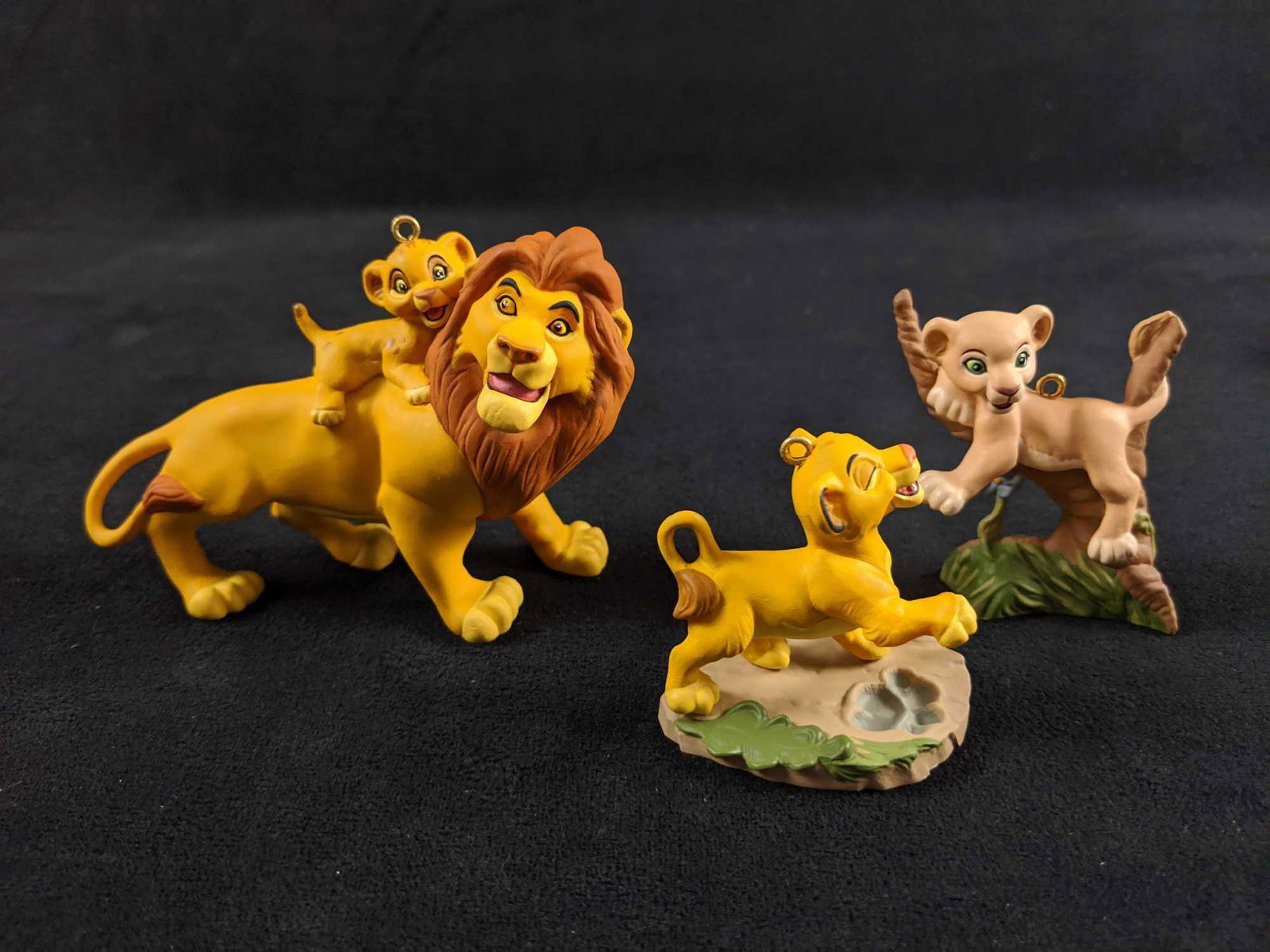 Hallmark Keepsake Disneys Lion King Lot Of Two Boxed (1 of 8)
