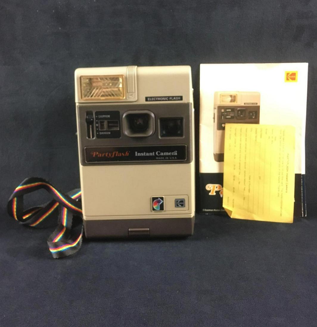 Kodak Partyflash Instant Camera (1 of 6)