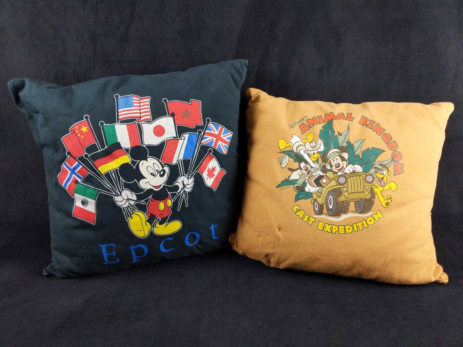 Disney Throw Pillows Lot of 2 (1 of 6)