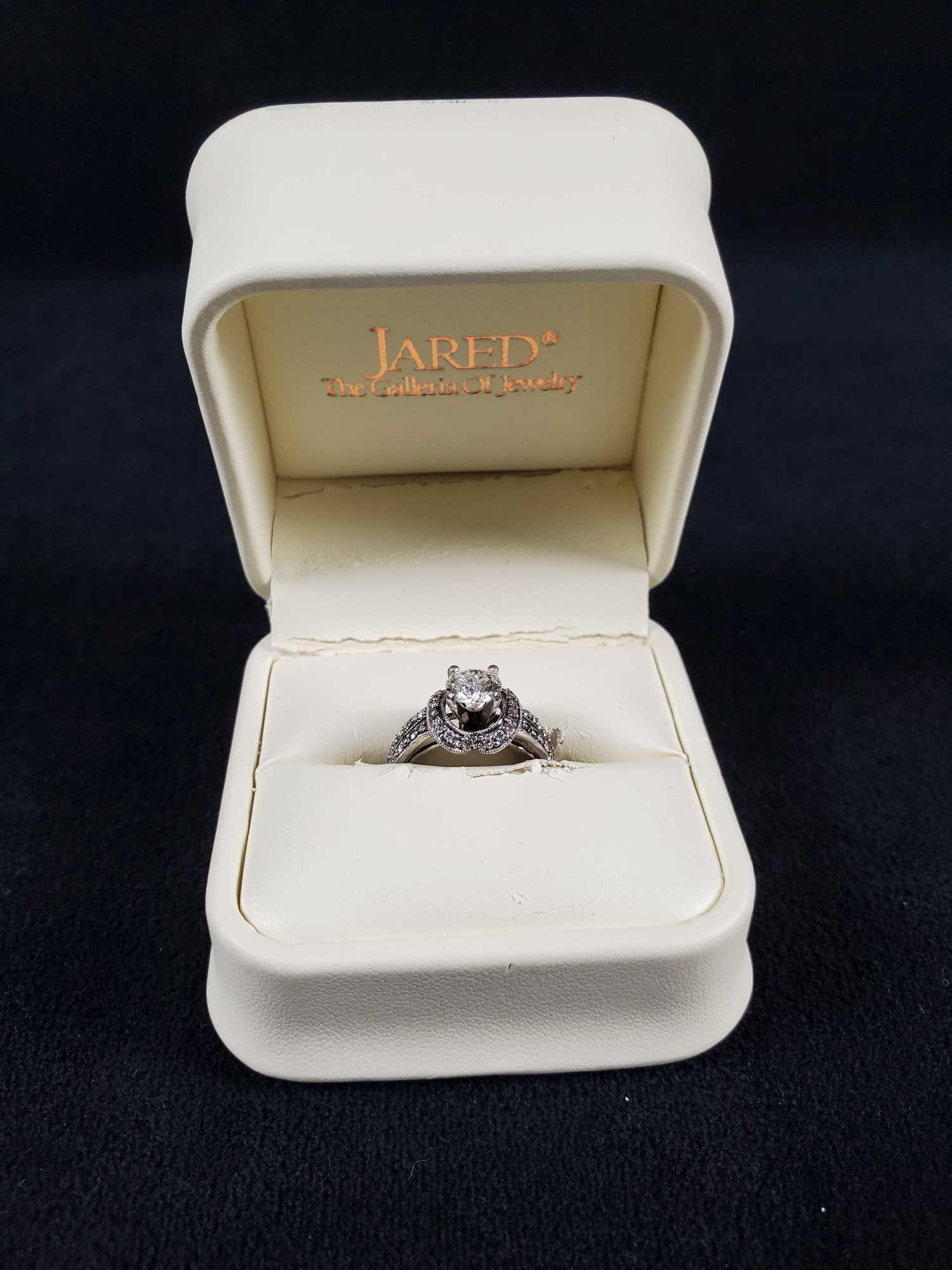 Jareds engagement outlet