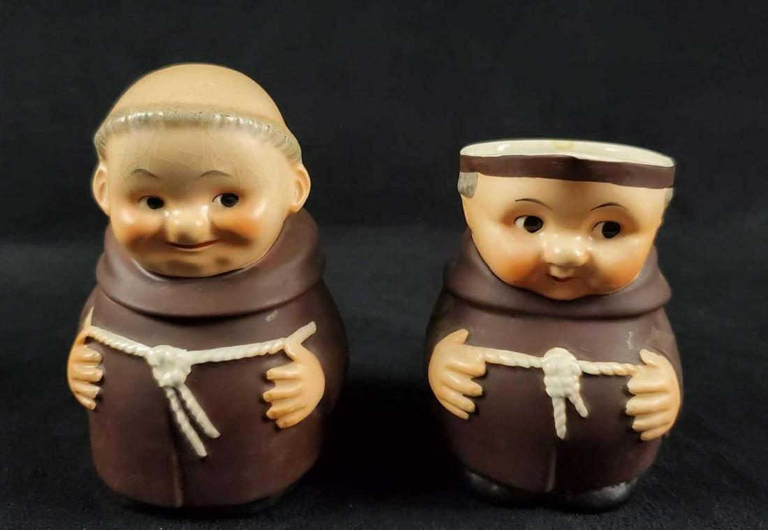 Vintage German Goebel Friar Tuck Creamer And Sugar (1 of 9)