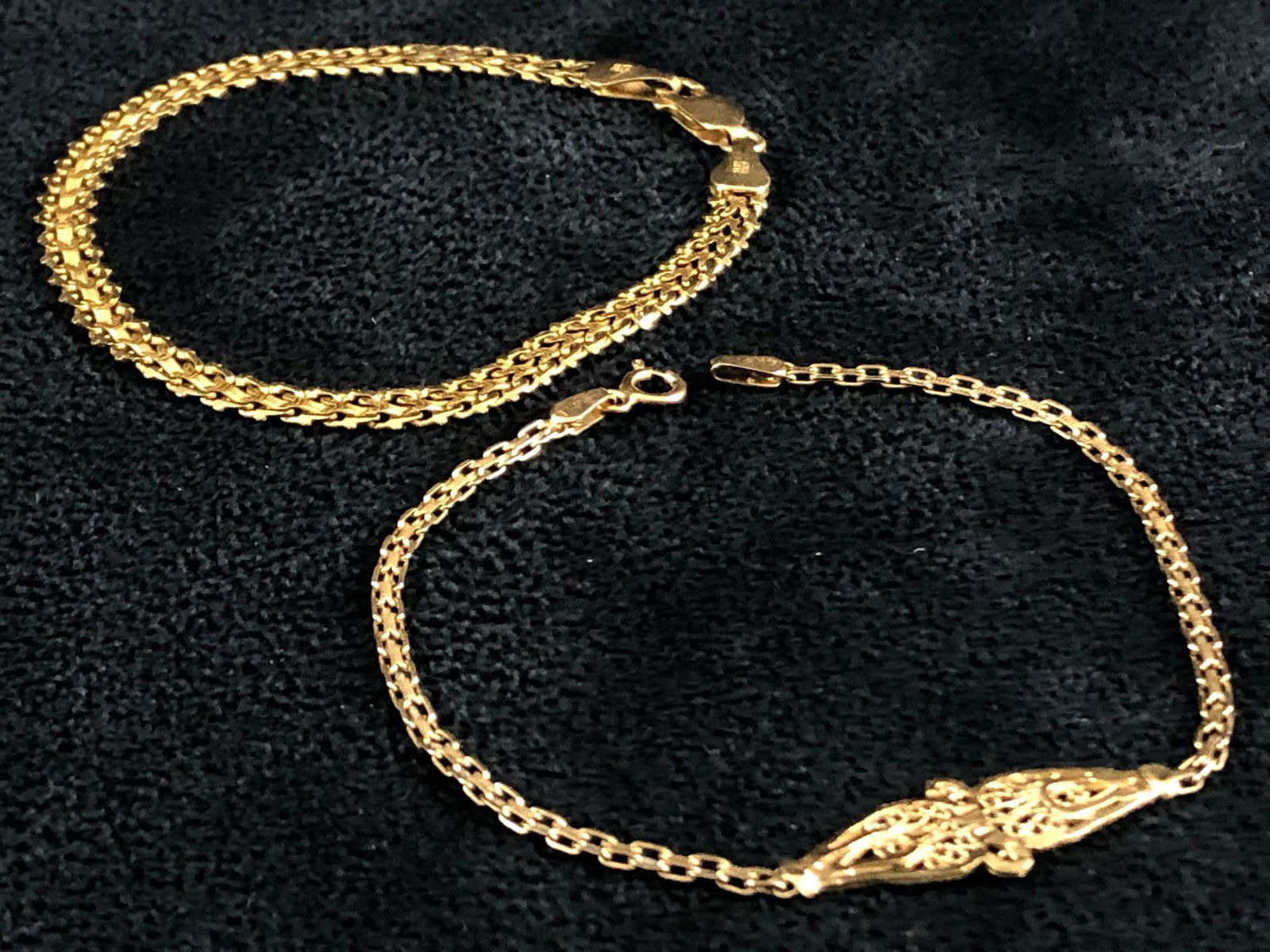 Vintage Lot Of Solid 14K Yellow Gold Bracelets (1 of 13)