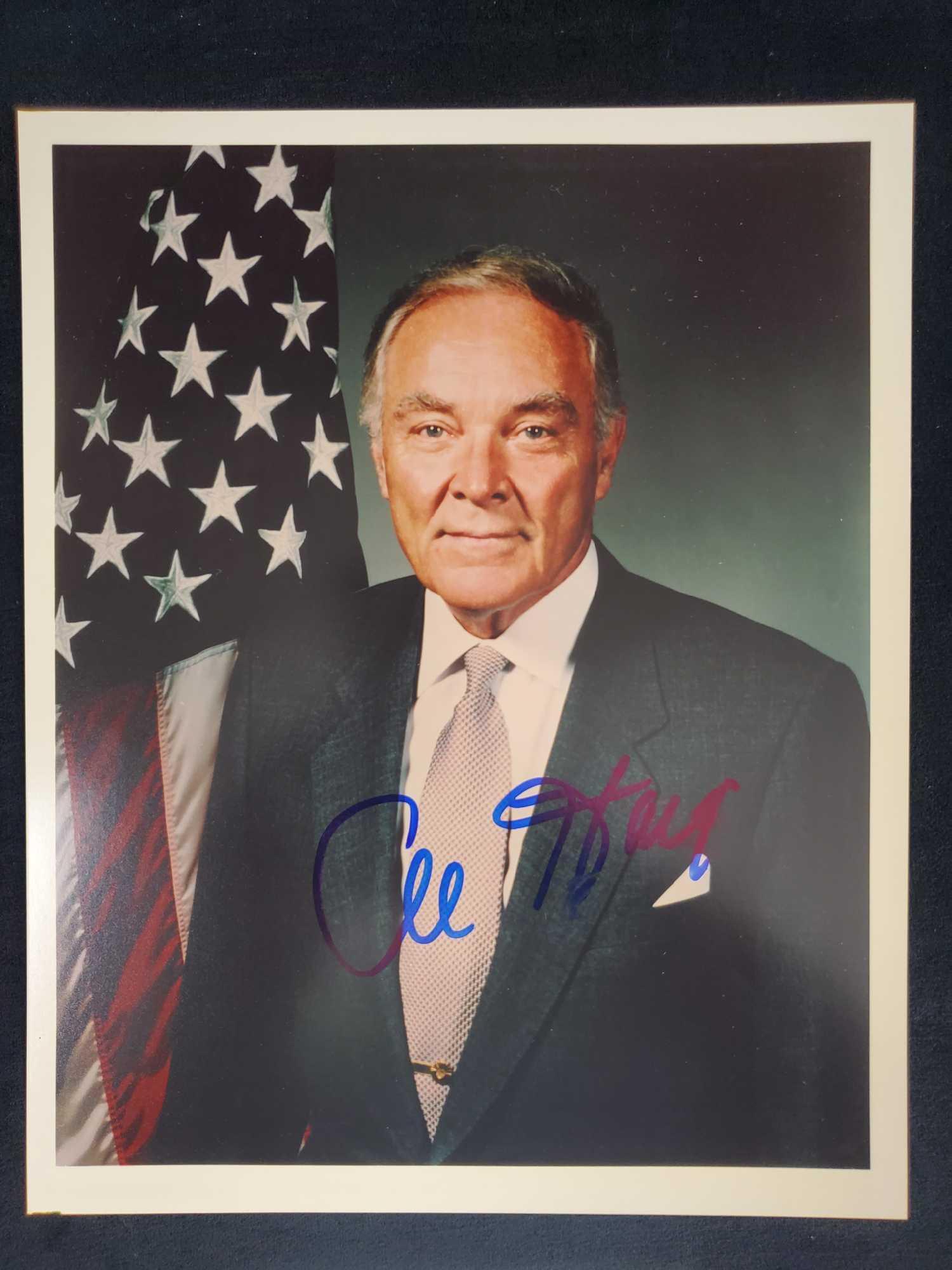 Autographed photo of Alexander Haig, Secretary of State: Autographed photo of Alexander Haig, Secretary of State with Card. From the estate of an avid autograph collector.Measures approx 8" x 10". No guarantees, but believed to be valid.