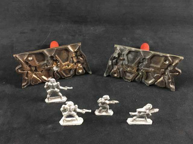 Rare Buck Rogers Lead Toy Molds with Wood Handles and (1 of 8)