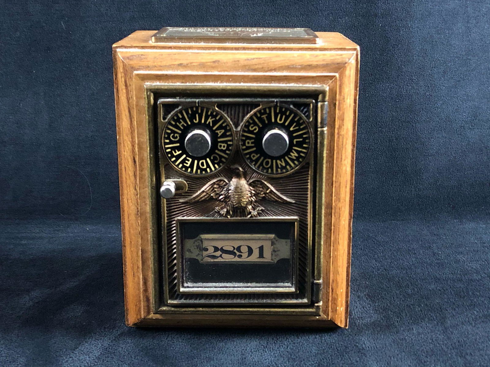 Vintage Jolly Time Industries Original Brass Door Post (1 of 7)