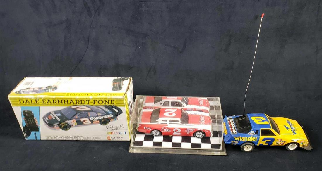 Lot of 3 Dale Earnhardt Memorabilia Items (1 of 7)