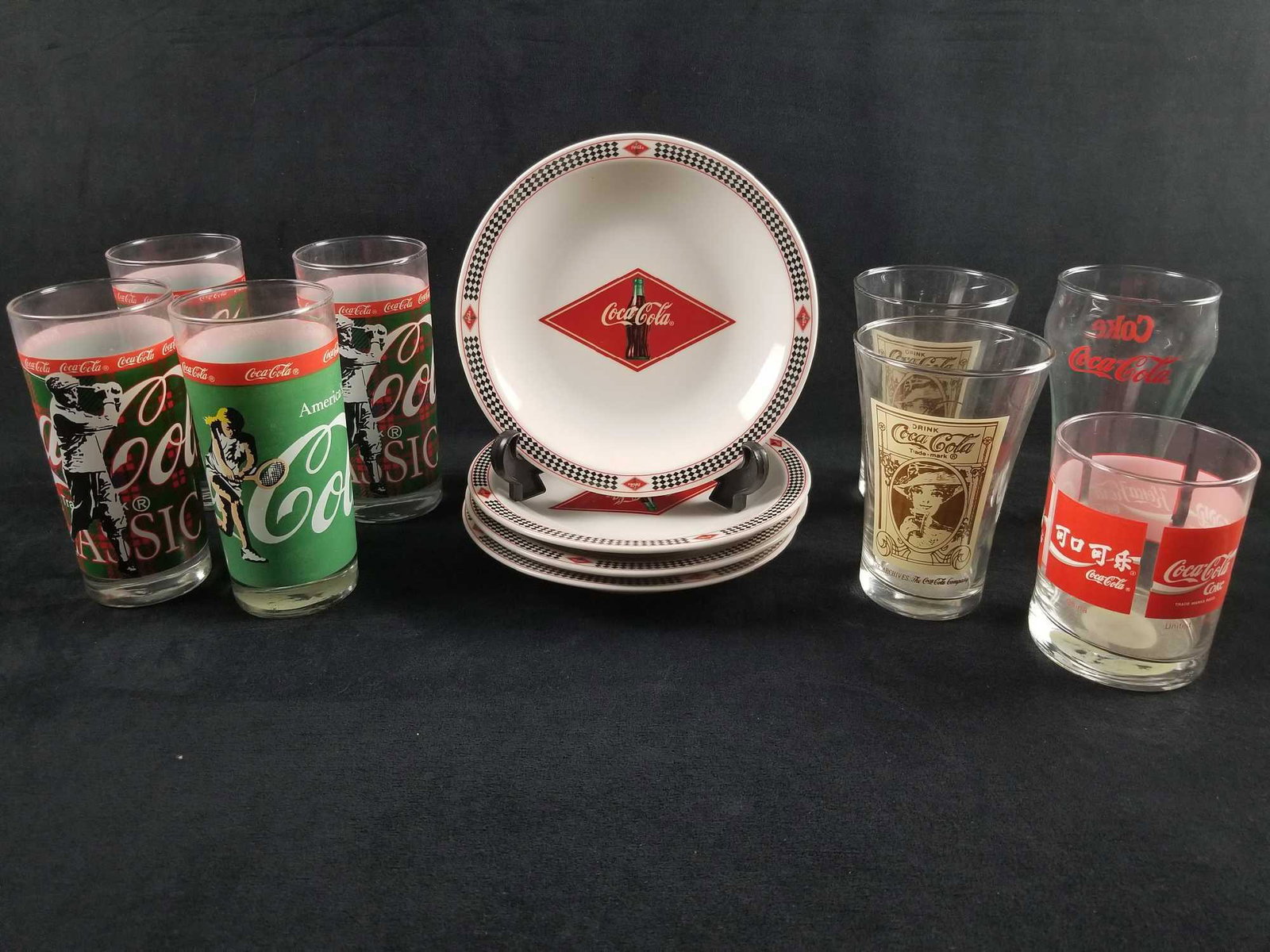 12 Pieces Of Coca Cola Glassware Plates Gibson Diamond: 12 Pieces Of Coca Cola Glassware Plates Gibson Diamond Dessert Golf Tennis World Logo Collectibles This mixture lot makes a perfect gift for someone who enjoys decorating their kitchen using a Coca Co