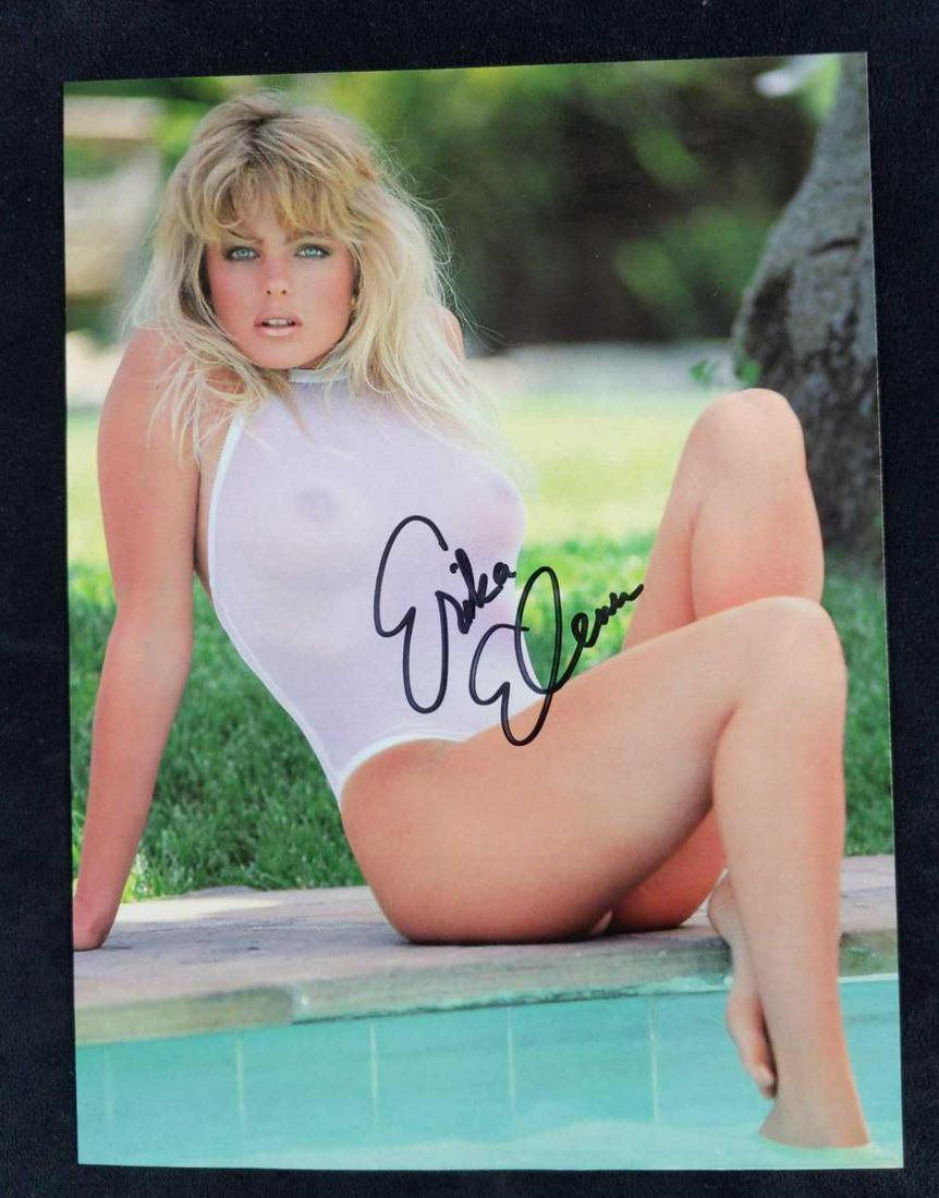 Autographed Playboy Playmate Erika Eleniak Photo (1 of 4)