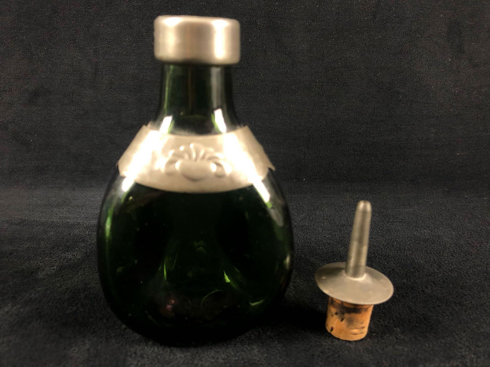 Circa 1900"s Danish Signed Gero Emerald Green Pinch (1 of 5)