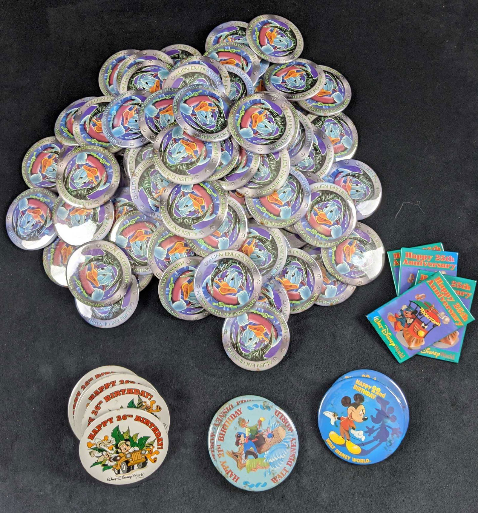 Large Retired Disney Button Lot Donald Duck (1 of 9)