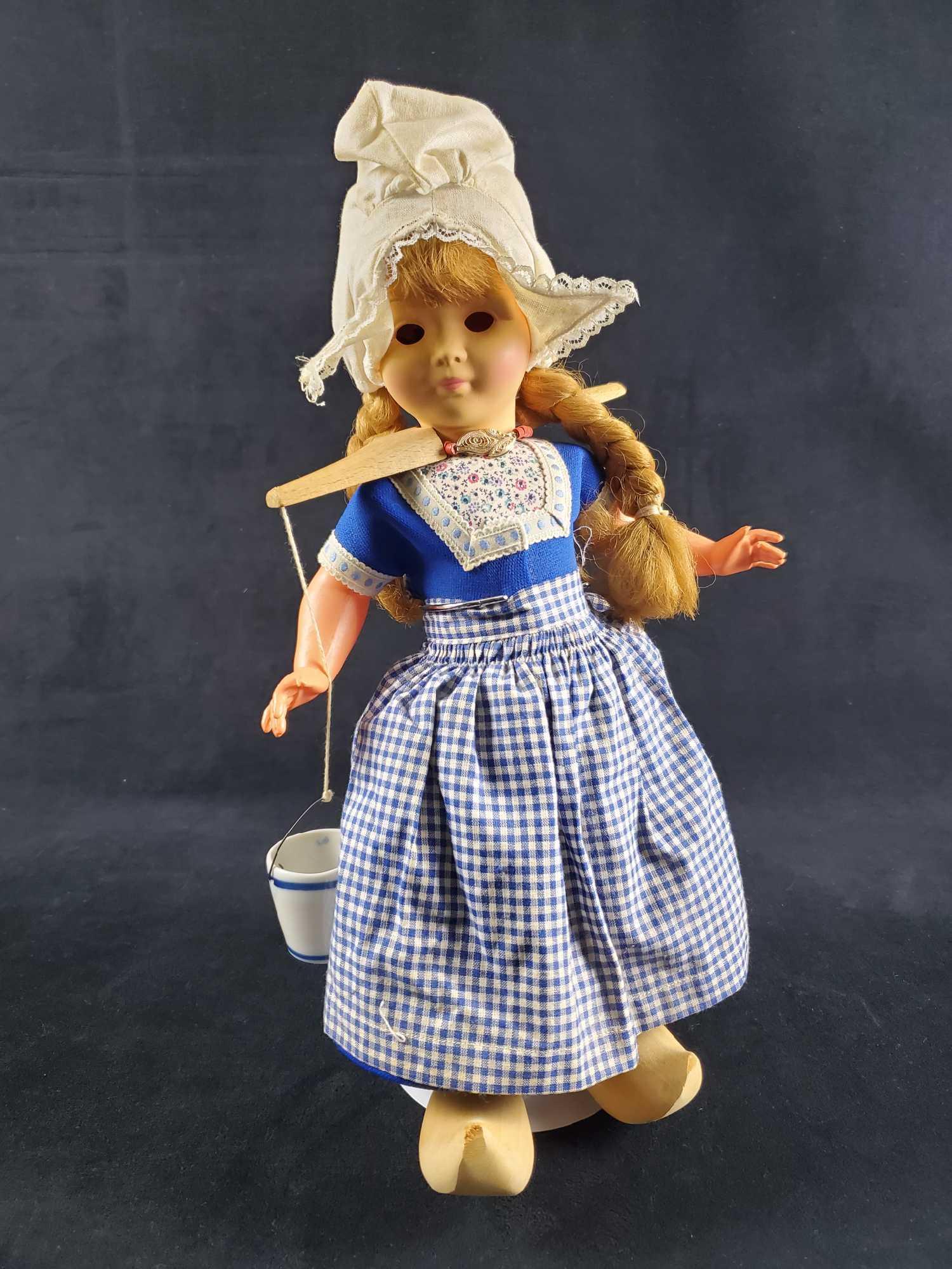 Vintage Dutch Dovina Doll Rotterdam Holland (1 of 8)