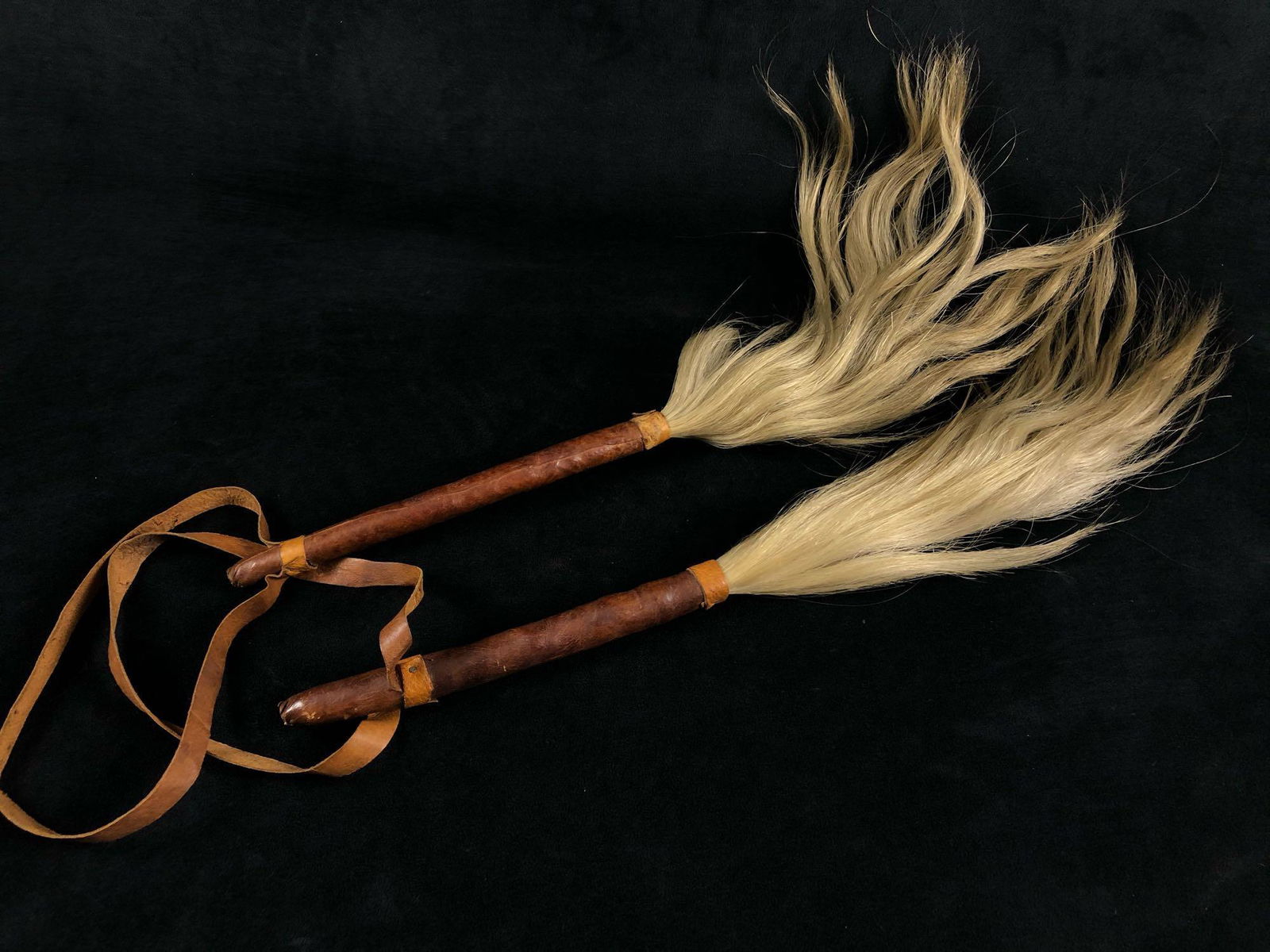 Vintage Pair Horse Hair Leather Equestrian Fly Swatter: Vintage Pair Horse Hair Equestrian Fly Swatter Whips Cosplay Fetish Props. These fun equestrian fly swatters are in very good condition with some sighs of wear.Wrapped in leather w/ horse hair ends. L