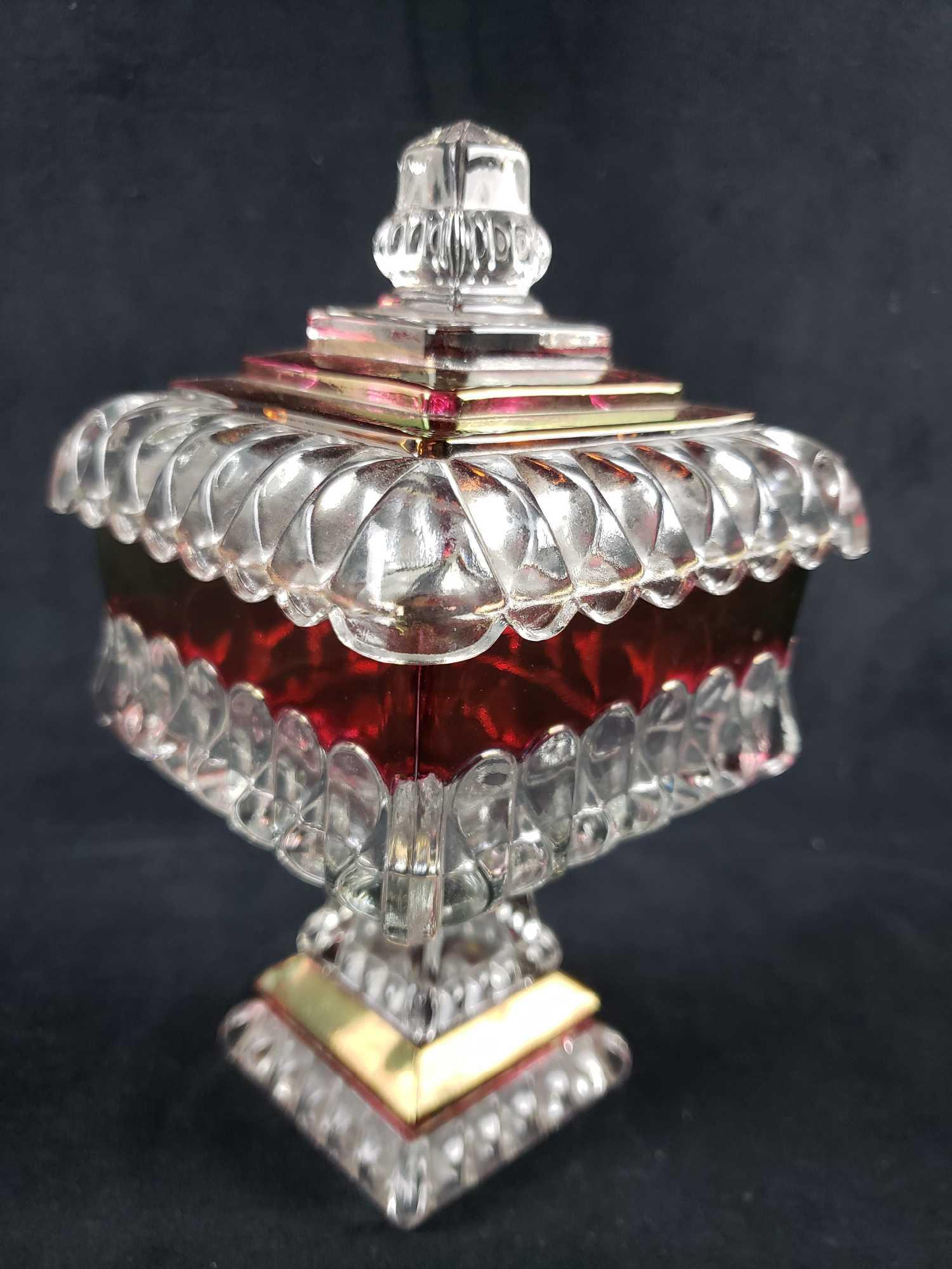 Footed Westmoreland Glass Company Compote: Footed Westmoreland Glass Company Compote. This footed compote is in great used condition. The compote has no known chips or cracks in it. On the interior of the dish is the WG marking for Westmorelan