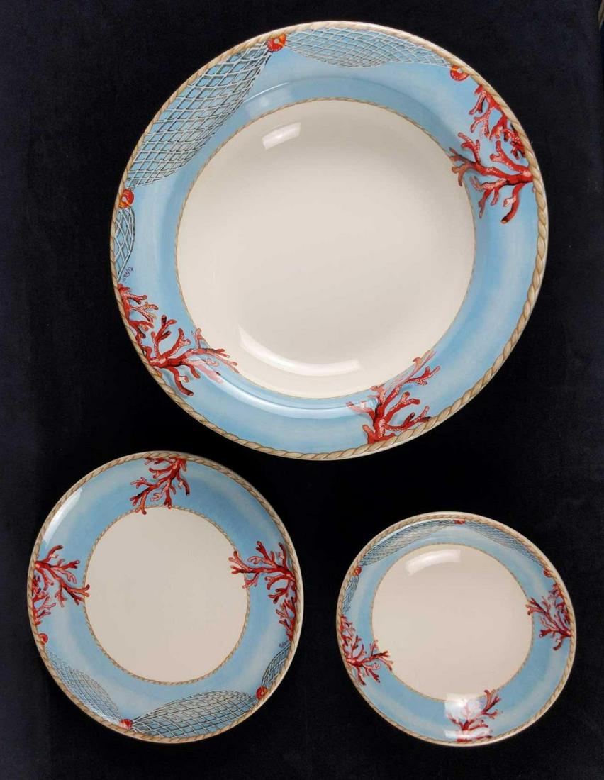 Retired Italian Fine China Dinnerware Effetti Darte: This lot is from a discontinued line of fine china by the Italian company known as 'Effetti D'arte' as part of their 'Effetti Home' line. This lot includes: (1) Large Serving Bowl. This is approx 15" 