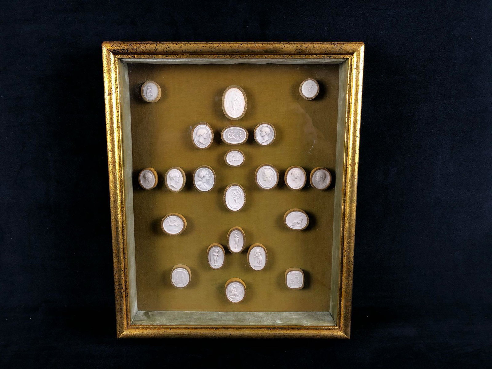 22 Antique Roman Hand Carved Detailed Plaster Intaglio: 22 Antique Roman Hand Carved Detailed Plaster Intaglios Medallions Framed Collection . This fine collection of antique detailed medallions are in excellent condition very well framed details of the ar