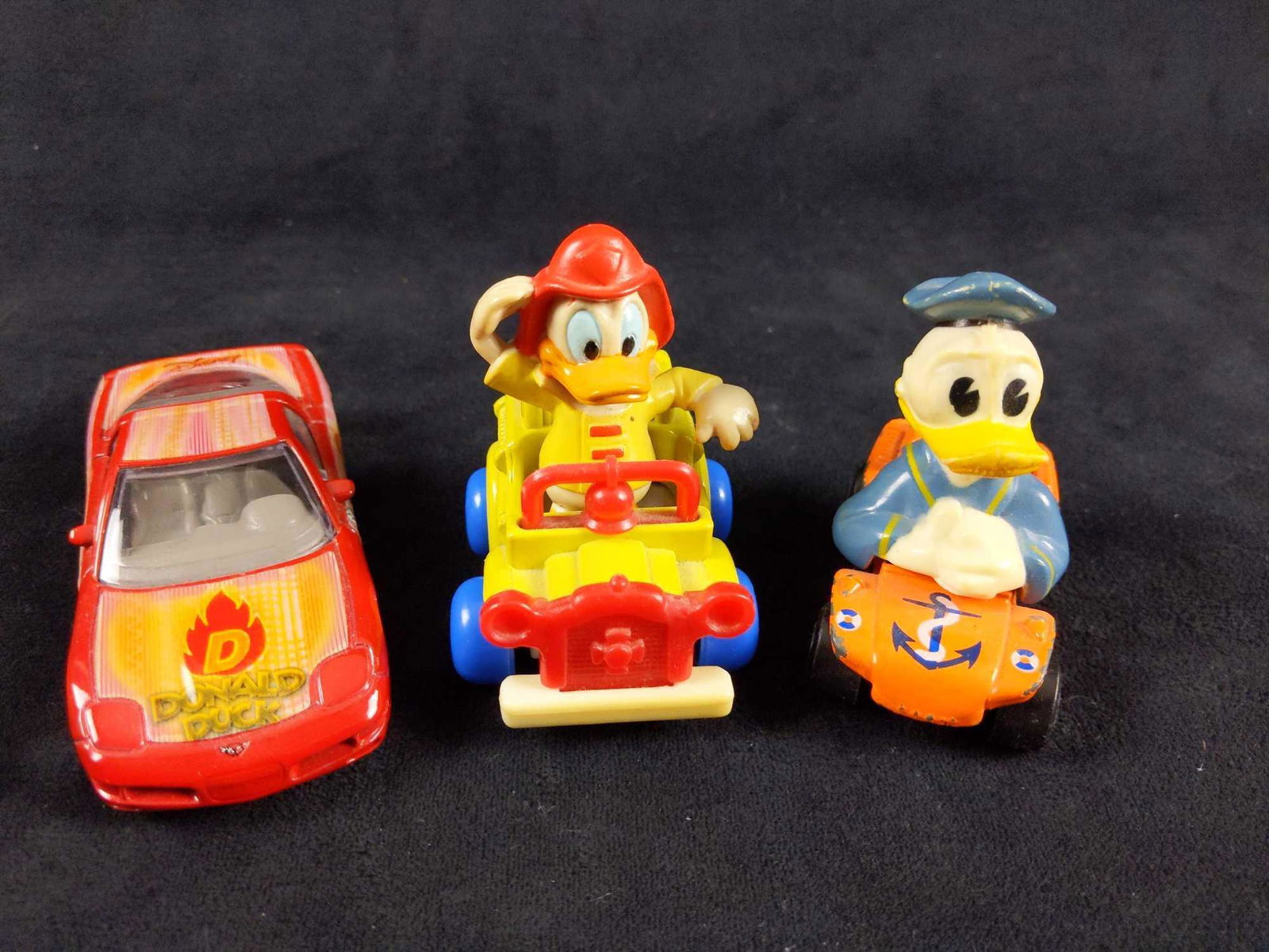 donald duck toy car