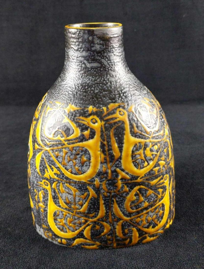 Limited Edition Nils Thorsson Ceramic Vase T5: Limited edition ceramic bird vase by Nils Thorsson. This is part of his 'Faience' and is covered with his birds. This is limited edition and is #714 out of #3223. Made in Denmark. This is approx 6 1/4