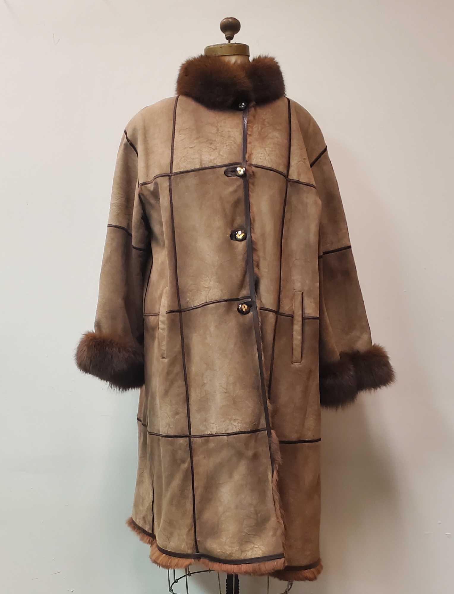Suede with Fox Trim and Interior Coat Size 46 (1 of 13)