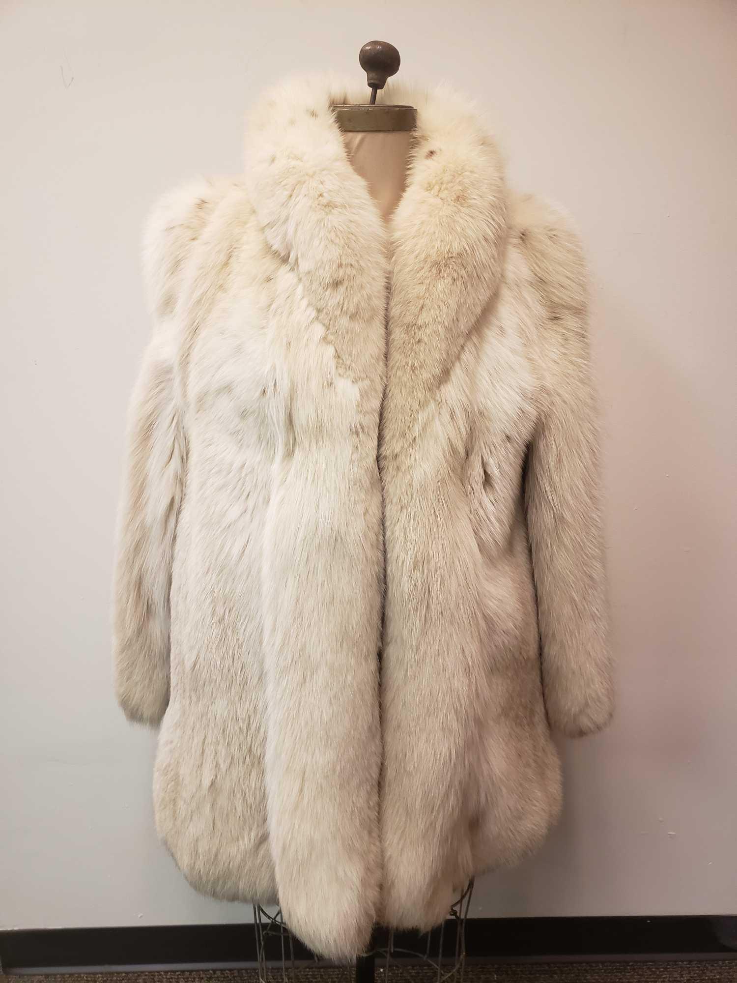 Jaguar Cross Fox Fur Coats (1 of 5)