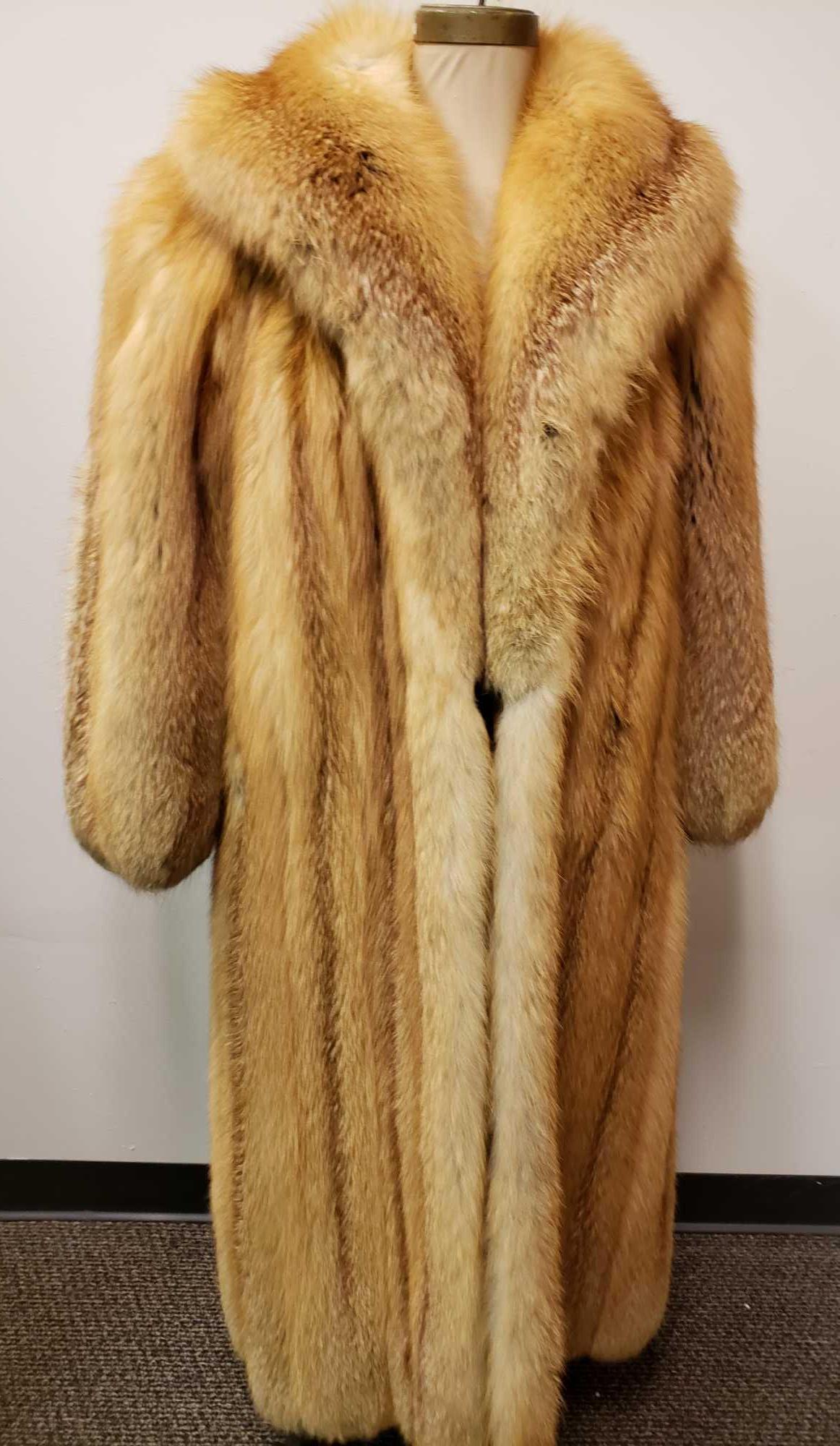 Wolfie Red Fox Fur Coat (1 of 7)