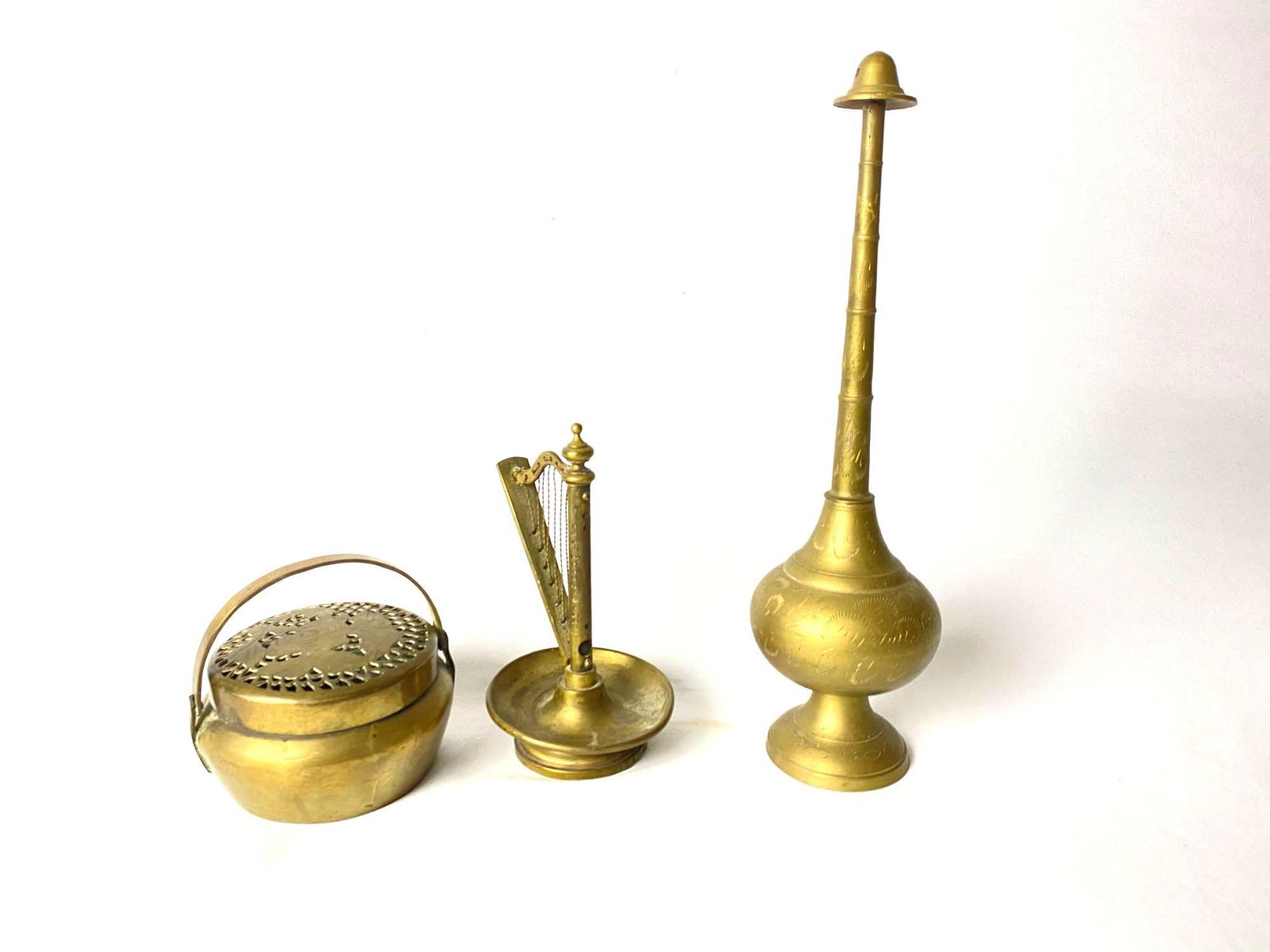 Mix Lot Of India Brass Trinket Box - Oil Vessel - Harp: Mix Lot Of India Brass Trinket Box - Oil Vessel - Harp . This small lot includes the following : Trinket Box 2.5" Tall x 4" Round w/ pierced flower pattern top Oil Dispenser 12" tall 2.5" round on bot